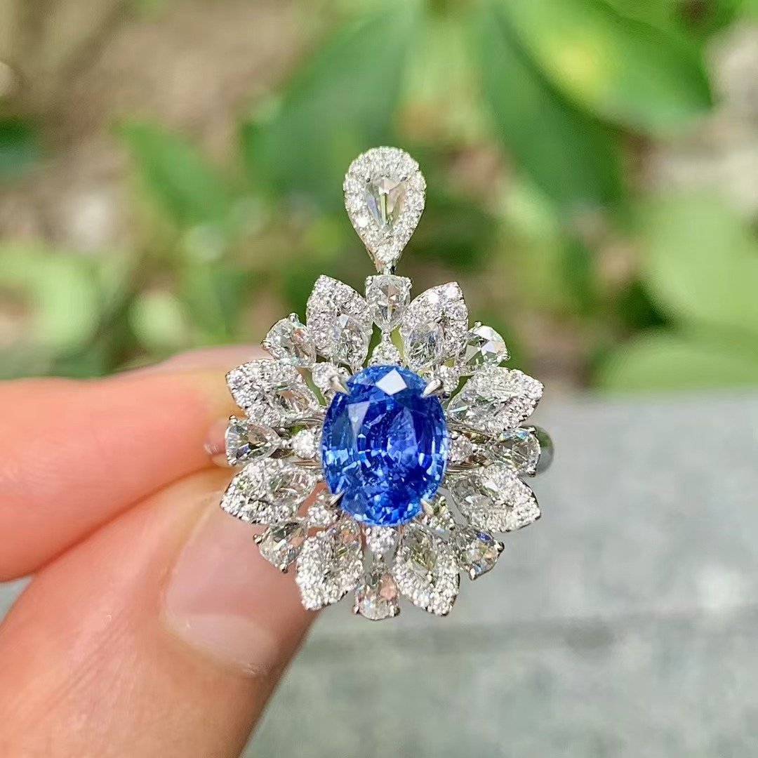 台北奥斯珠宝 2.15ct 无烧矢车菊蓝蓝宝石 - 戒指 - 宝石 