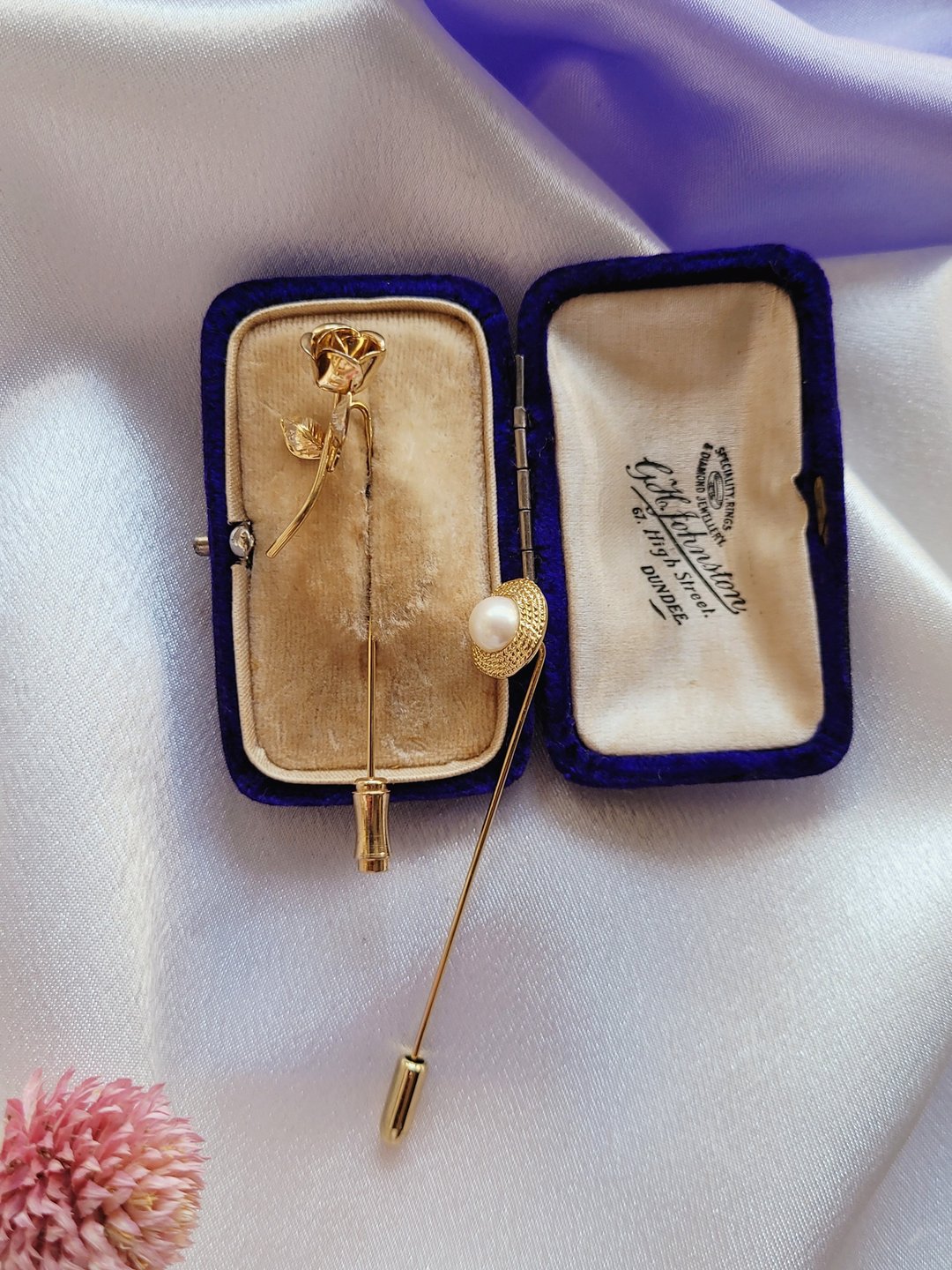 美国西洋古董饰品 / 立体玫瑰花典雅珍珠帽针/棒针Stick Pin - 其他 - 其他金属 