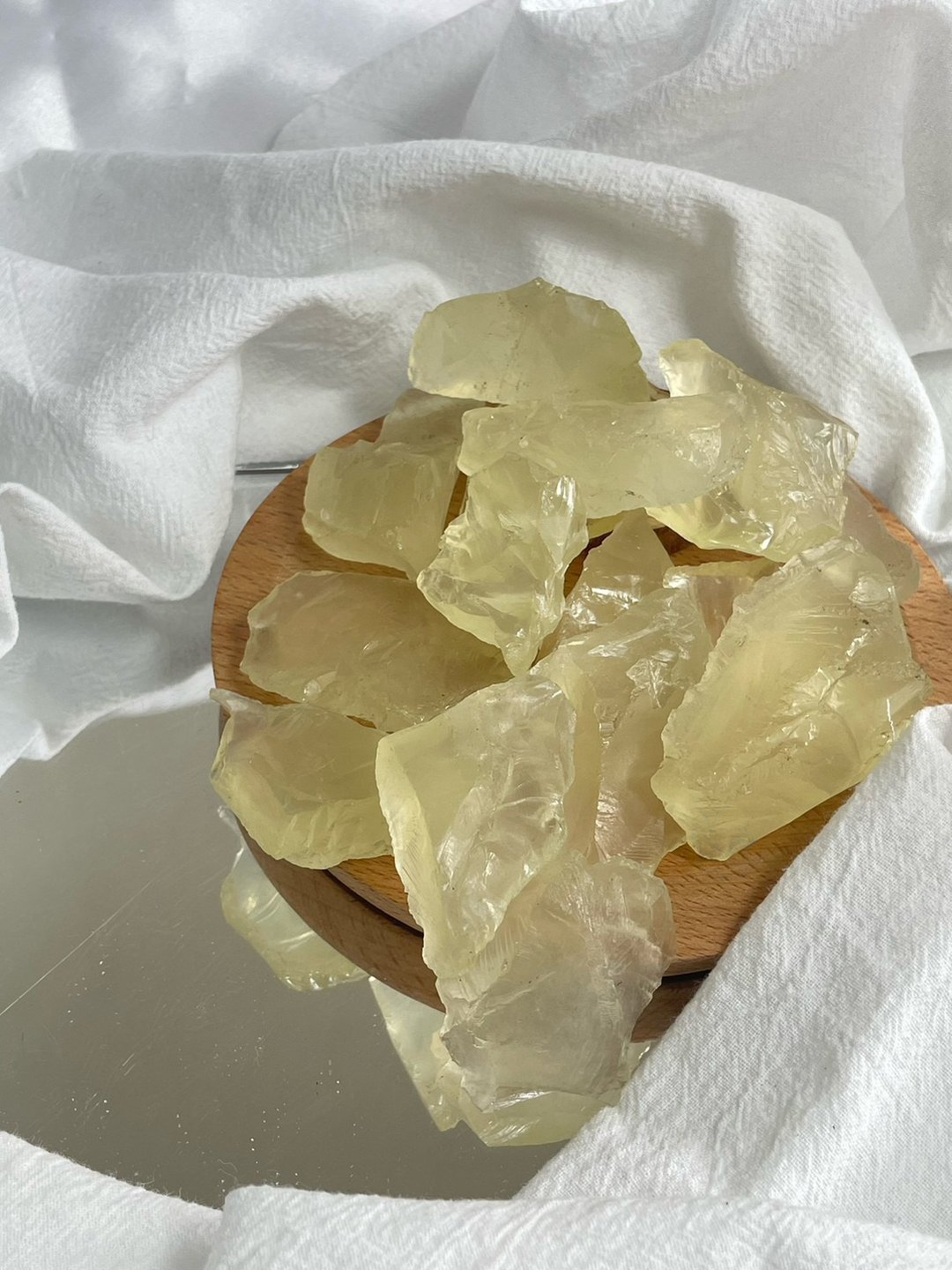 黄水晶 高冰透柠檬黄 100g 原矿碎石 柠檬黄水晶 冰透 - 其他 - 水晶 黄色