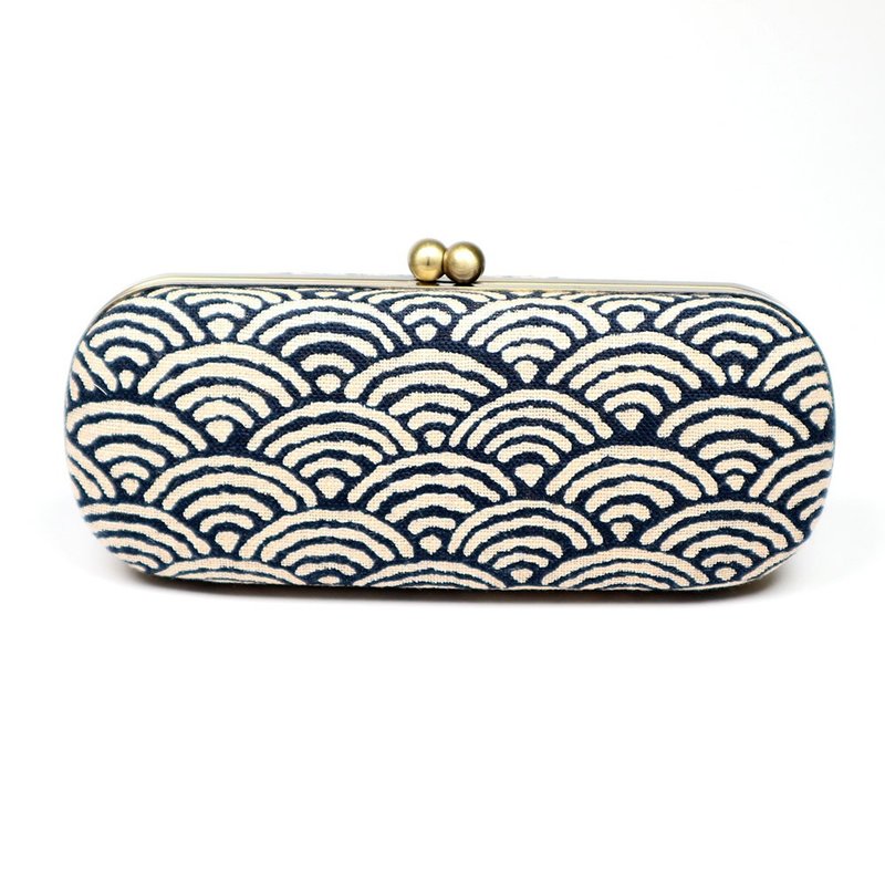 抗压 硬壳 口金 日本布 眼镜盒 笔盒 - 青海波 (米) - 眼镜盒/眼镜布 - 棉．麻 黑色