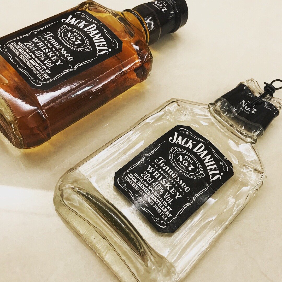 Jack Daniels美国杰克丹尼威士忌 限定款 小瓶原酒挂饰摆件 - 摆饰 - 玻璃 