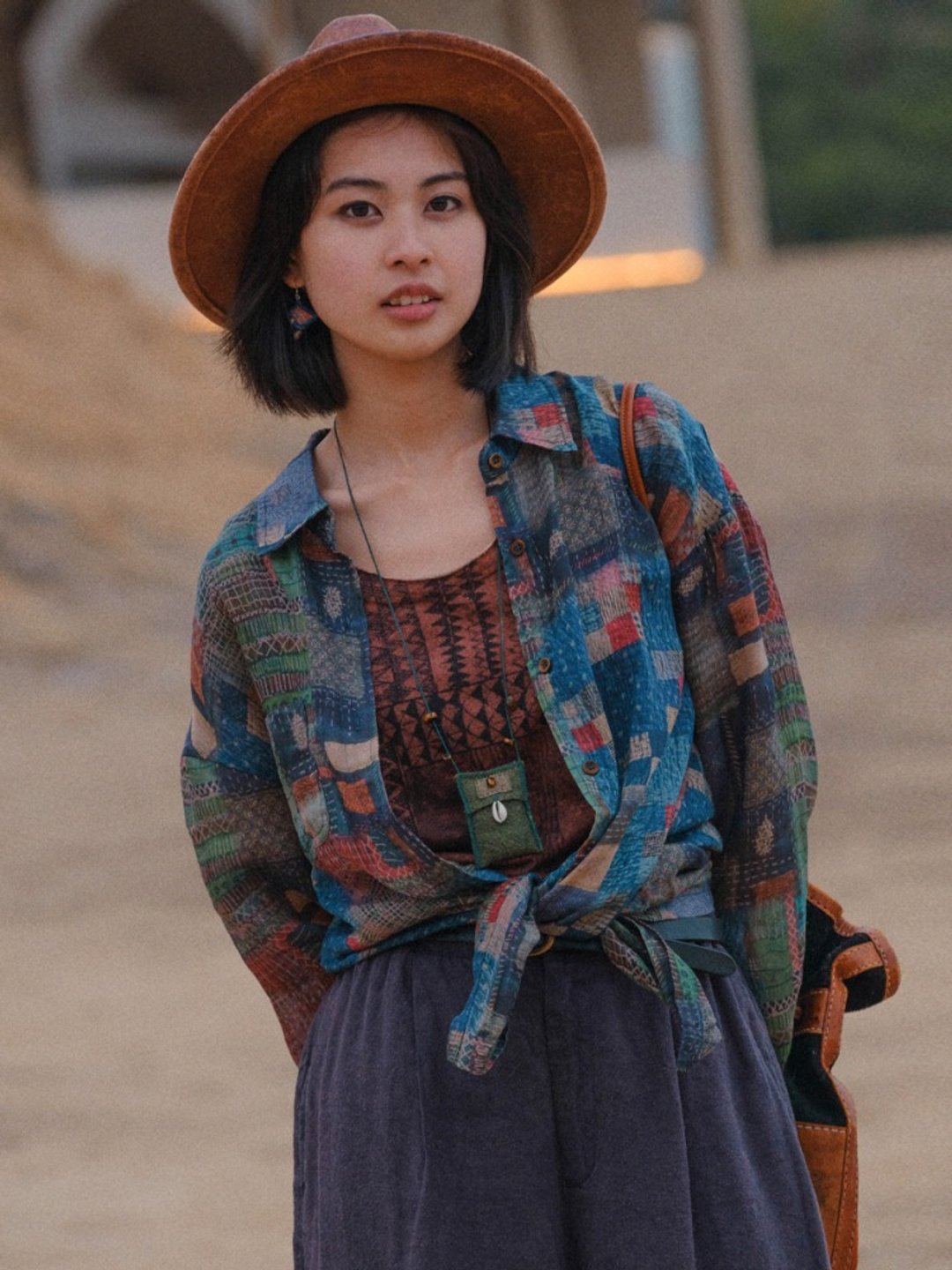 莫奈 輕薄拼布印花苧麻長袖襯衫 防曬休閒翻領開衫 - 女装衬衫 - 棉．麻 多色