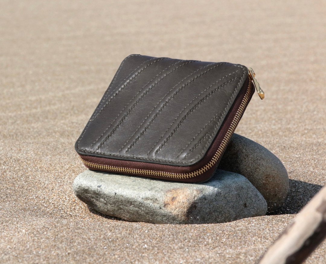 波纹拉链短夹 － Vein compact zipper wallet - 皮夹/钱包 - 真皮 绿色