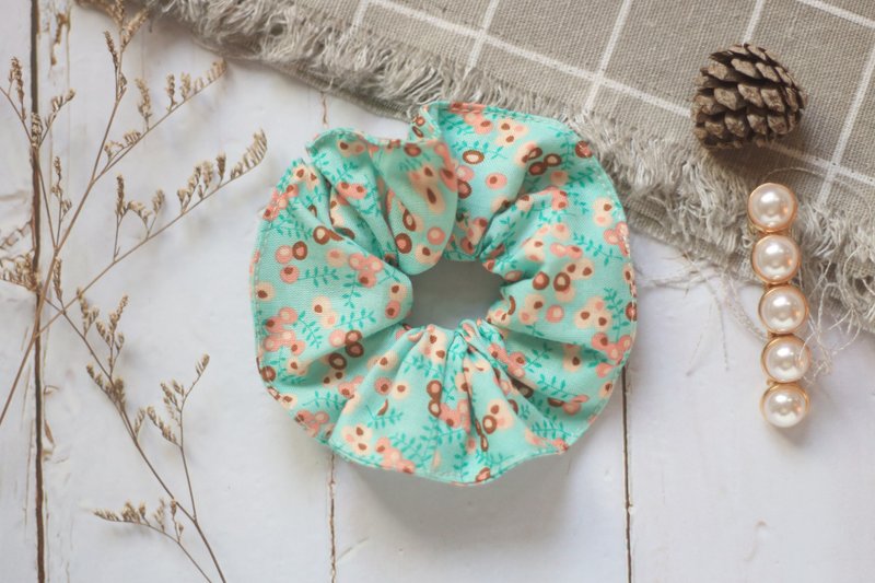 手作发饰。大肠圈。千日草 - 发饰 - 棉．麻 绿色