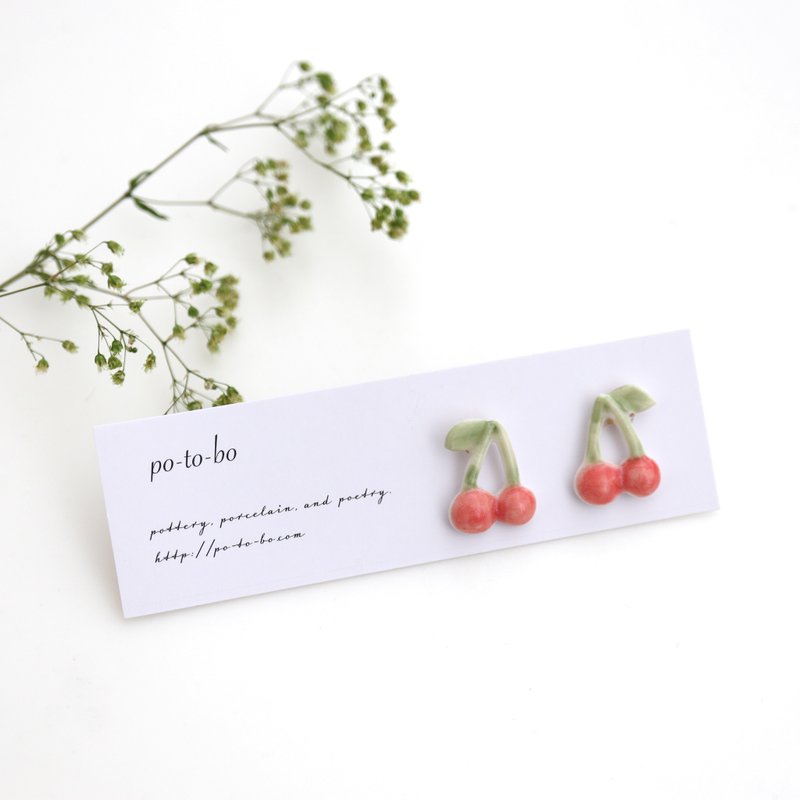 Cherry earrings - 耳环/耳夹 - 瓷 红色
