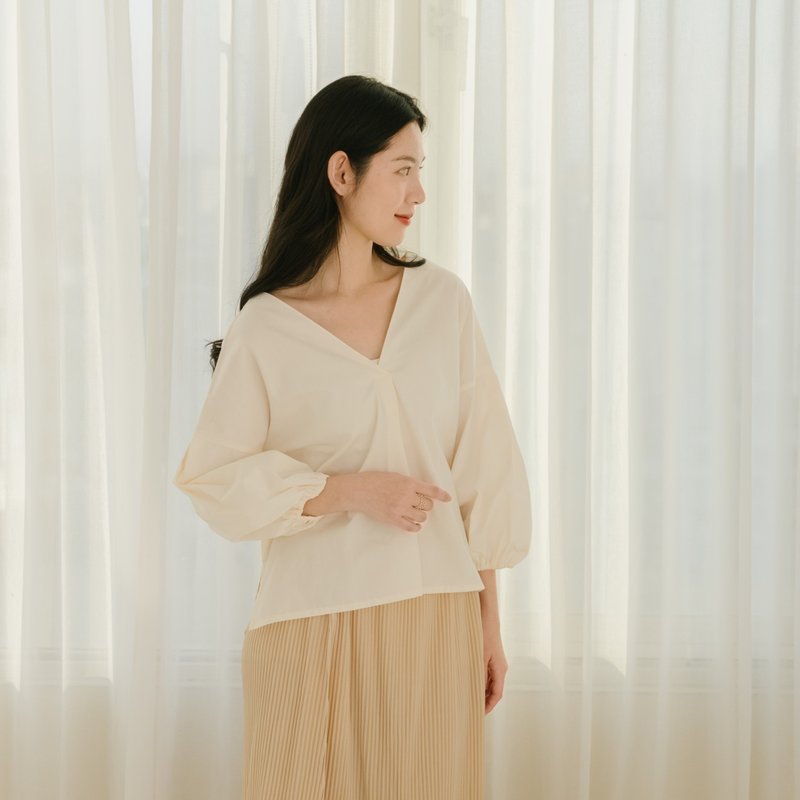 设计款 上衣 皮特小泡袖七分袖 女装上衣  象牙白 台湾手作 - 女装上衣 - 棉 白色