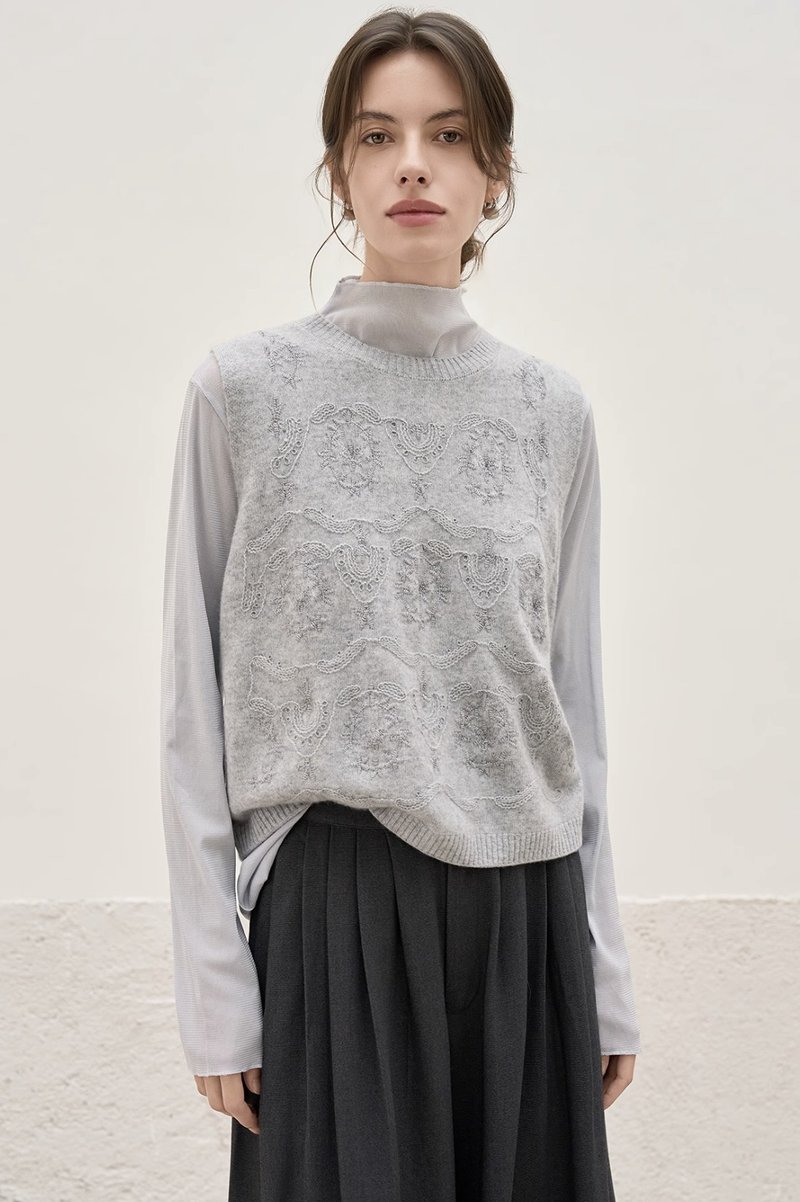 法式复古 / 绣花针织叠搭背心 / 羊绒羊毛 - 女装针织衫/毛衣 - 其他材质 多色