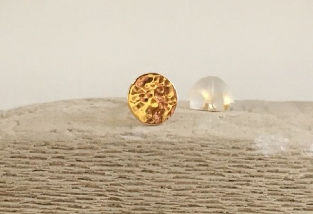 K10 Golden full moon stud earrings ◇ Limited to 1 ◇ One ear - 耳环/耳夹 - 其他金属 