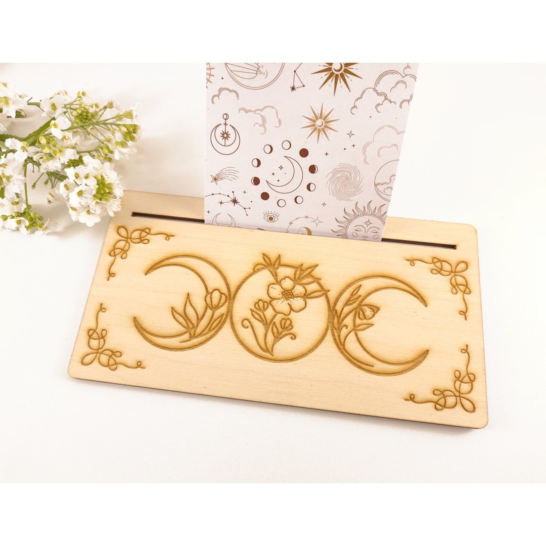 Card of the day holder, Moon phase tarot, Oracle, Meditation Card Holder - 摆饰 - 木头 