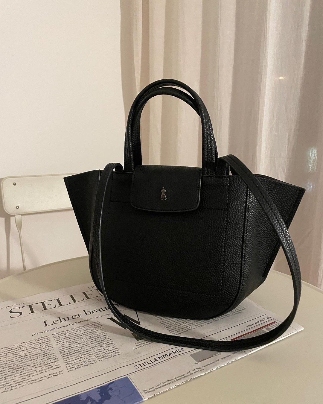 韩国 The Ally | LINGO BAG (附内袋)| 黑色 | 手袋 单肩包 - 手提包/手提袋 - 人造皮革 黑色