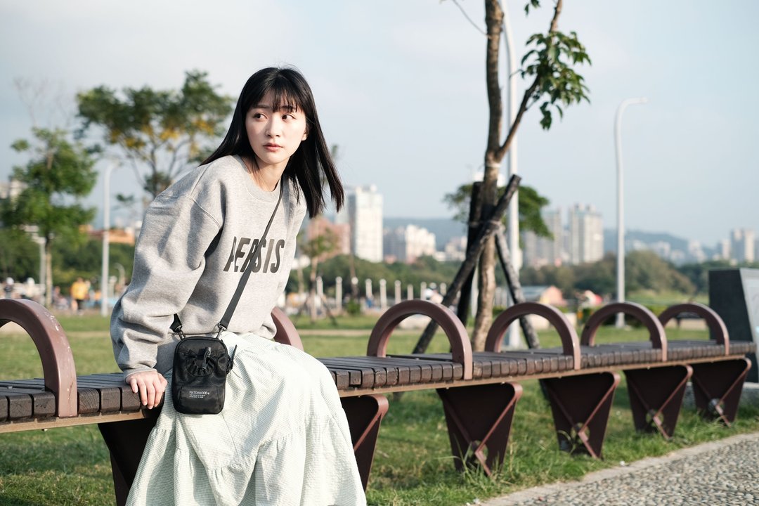 Delta Phone Bag 手机随身包 侧背 斜背 小包 手机包 零钱包 底片 - 侧背包/斜挎包 - 防水材质 