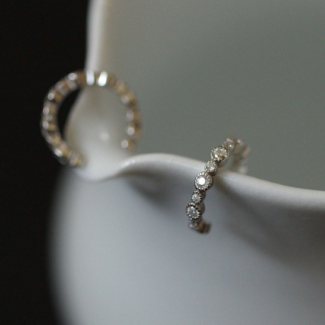 │简约│法式 • 包边锆石 • 抗过敏 • 925silver• 纯银耳骨夹 - 耳环/耳夹 - 纯银 
