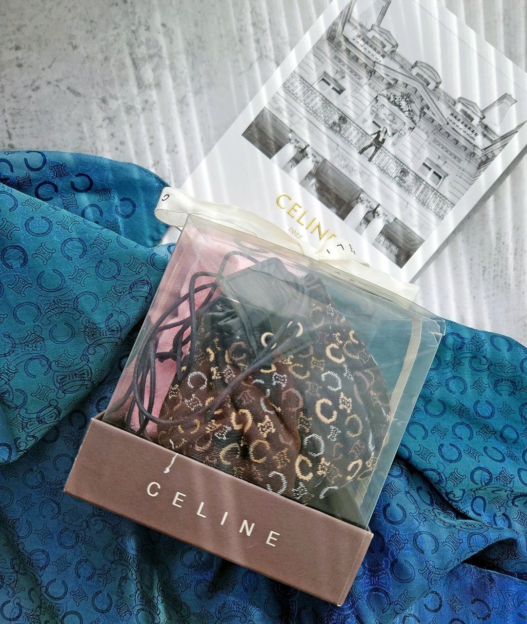 中古美品 CELINE 凯旋门束绳包束口袋首饰包收纳袋化妆包礼物礼盒 - 化妆包/杂物包 - 棉 黑色