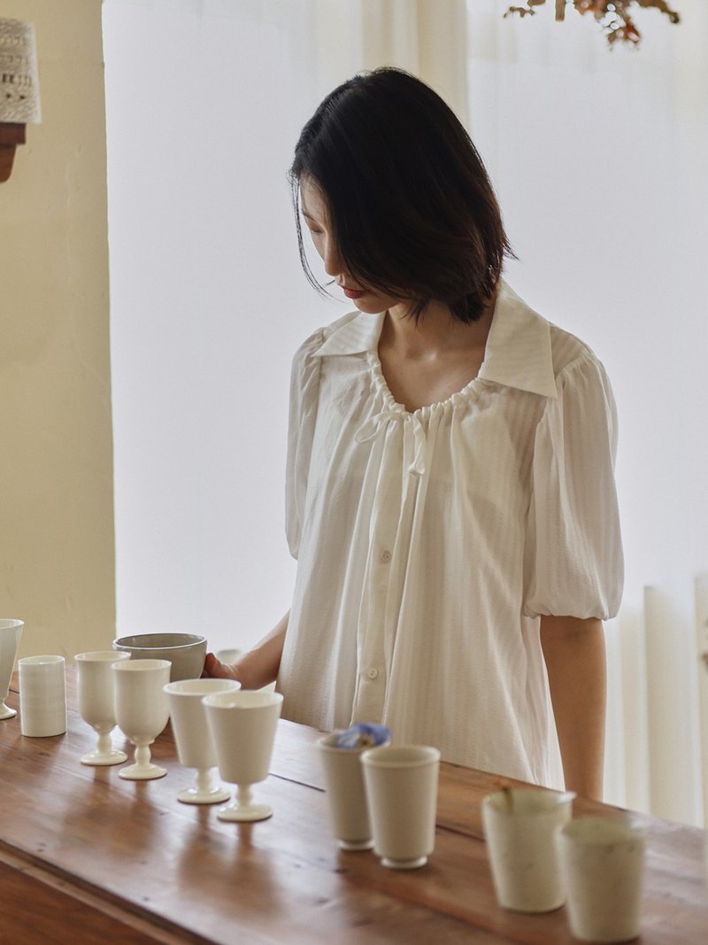 白色 尖领抽绳直筒洋装两件套 内搭外穿连衣裙+罩衫 轻盈好搭配 - 洋装/连衣裙 - 其他人造纤维 白色