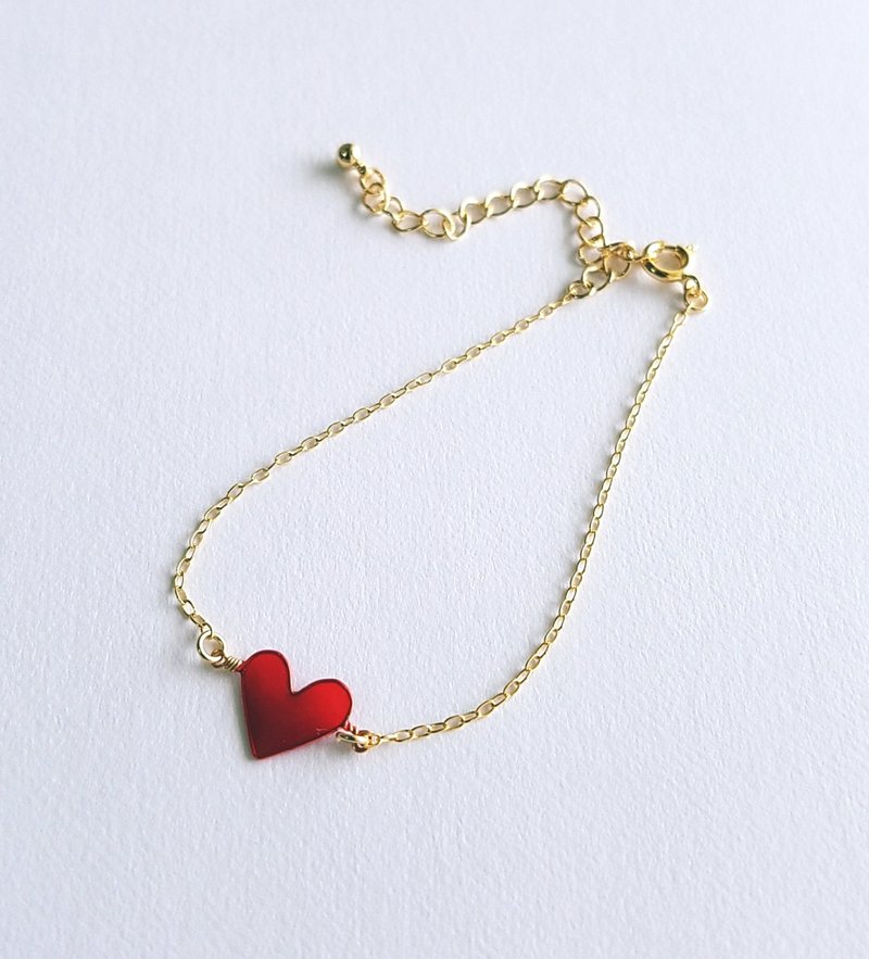 mini heart bracelet red - 手链/手环 - 树脂 红色