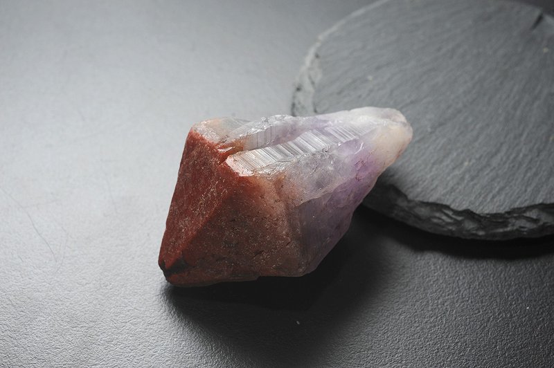 红极光原矿 /水晶/灵修/开运/招财/破煞/防小人 - 摆饰 - 半宝石 