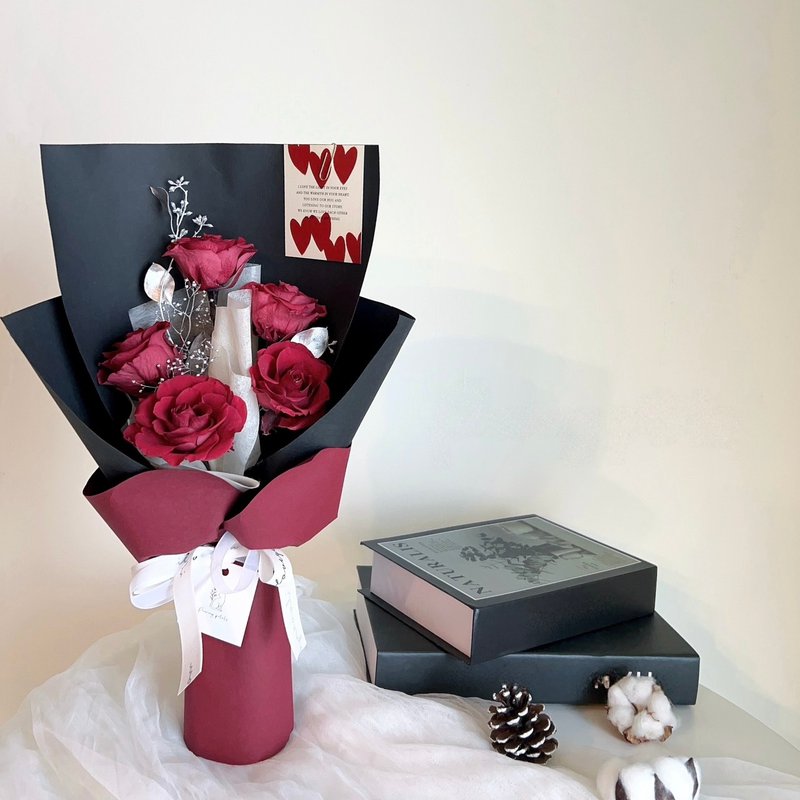 永生红玫瑰花束。红黑浪漫经典配色 - 干燥花/捧花 - 植物．花 红色