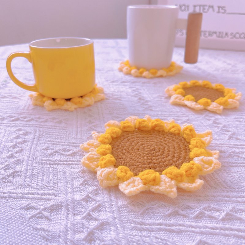 手工钩织向日葵杯垫组 - 干燥花/捧花 - 棉．麻 