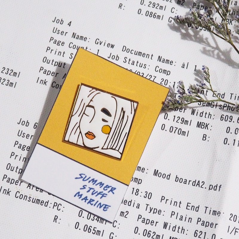 Art is art enamel pin - 胸针 - 其他金属 白色