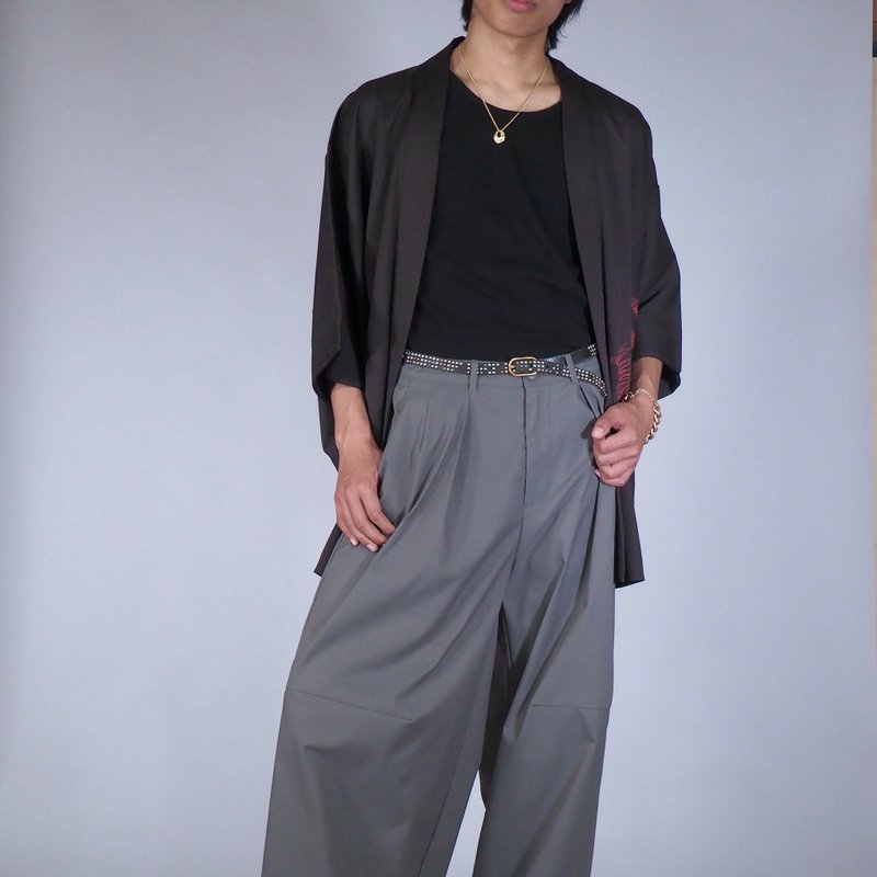 【日本制造】光滑丝绸深栗色羽织、男女皆宜的羽织、复古日本 - 女装休闲/机能外套 - 丝．绢 咖啡色