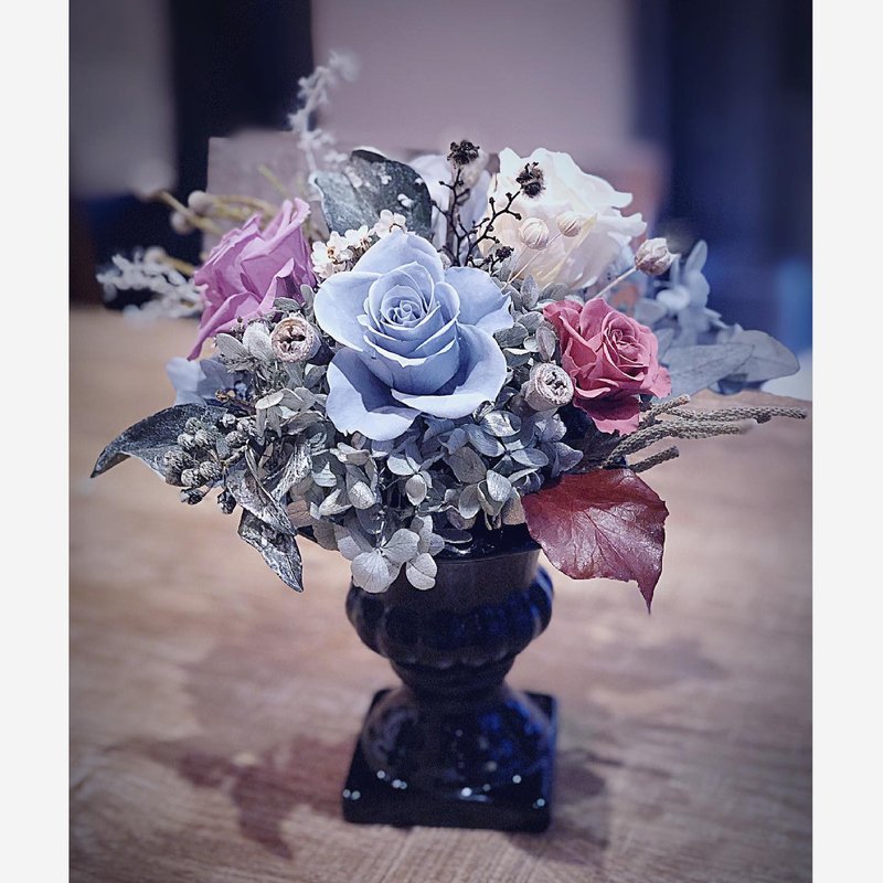 不凋花法式桌花/宅配限双北地区,跨县市需自取 - 干燥花/捧花 - 其他材质 