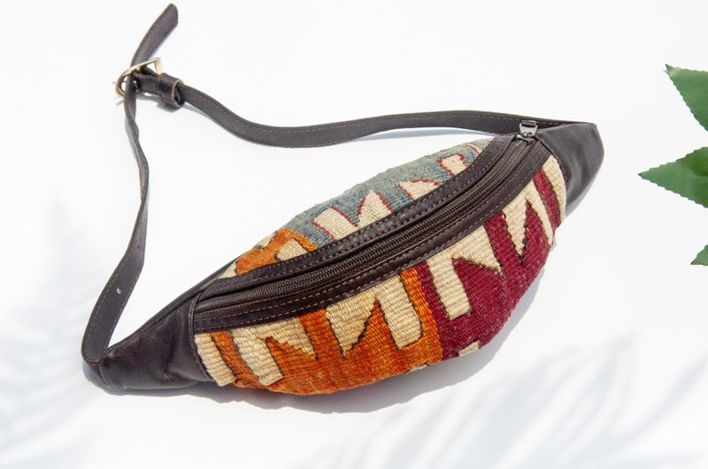 kilim土耳其腰包 皮革拼接设计侧背包 羊毛地毯单肩包-中东地毯 - 侧背包/斜挎包 - 真皮 多色
