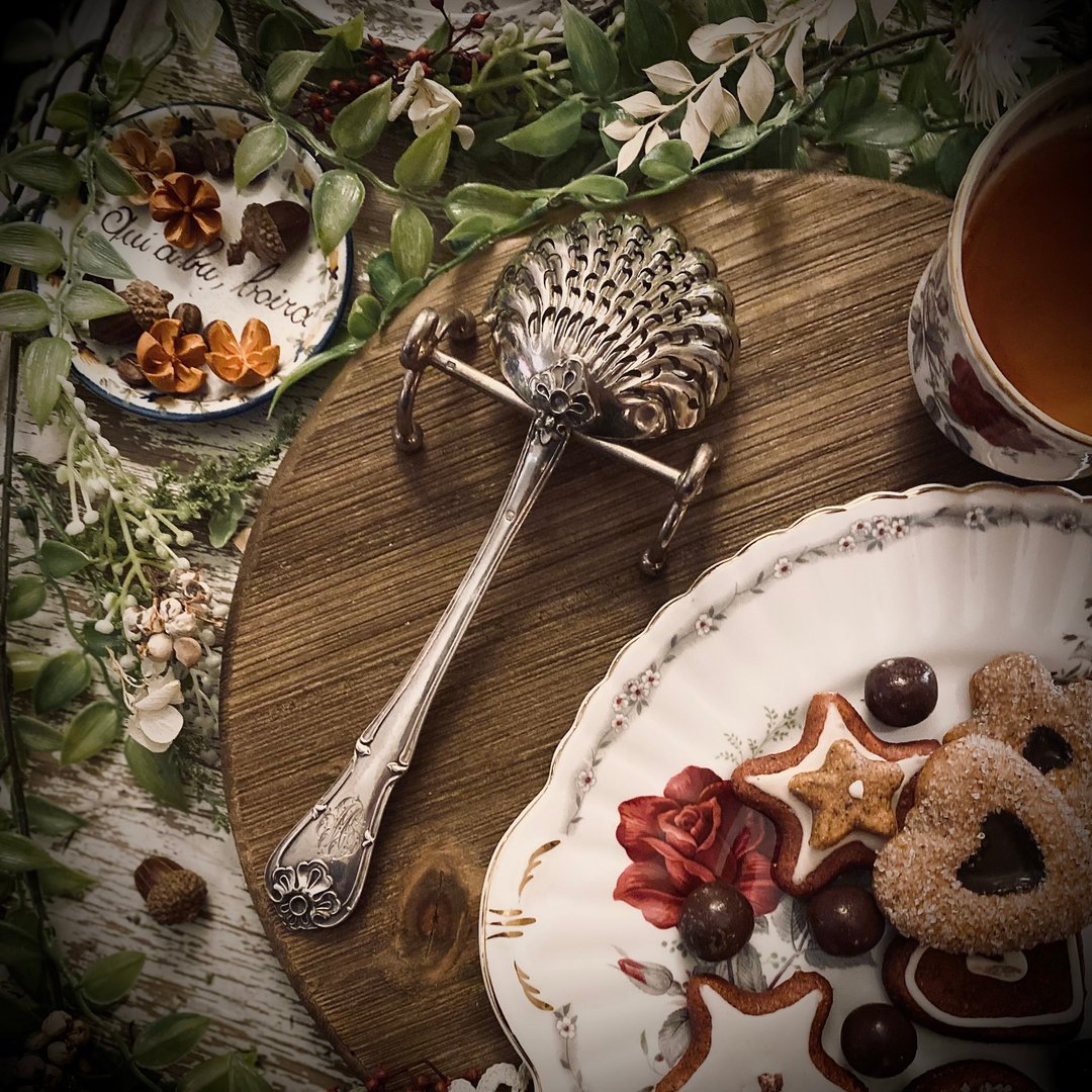 法国百年新艺术时期 纯银雕花订制款滤茶匙 - 茶具/茶杯 - 纯银 银色