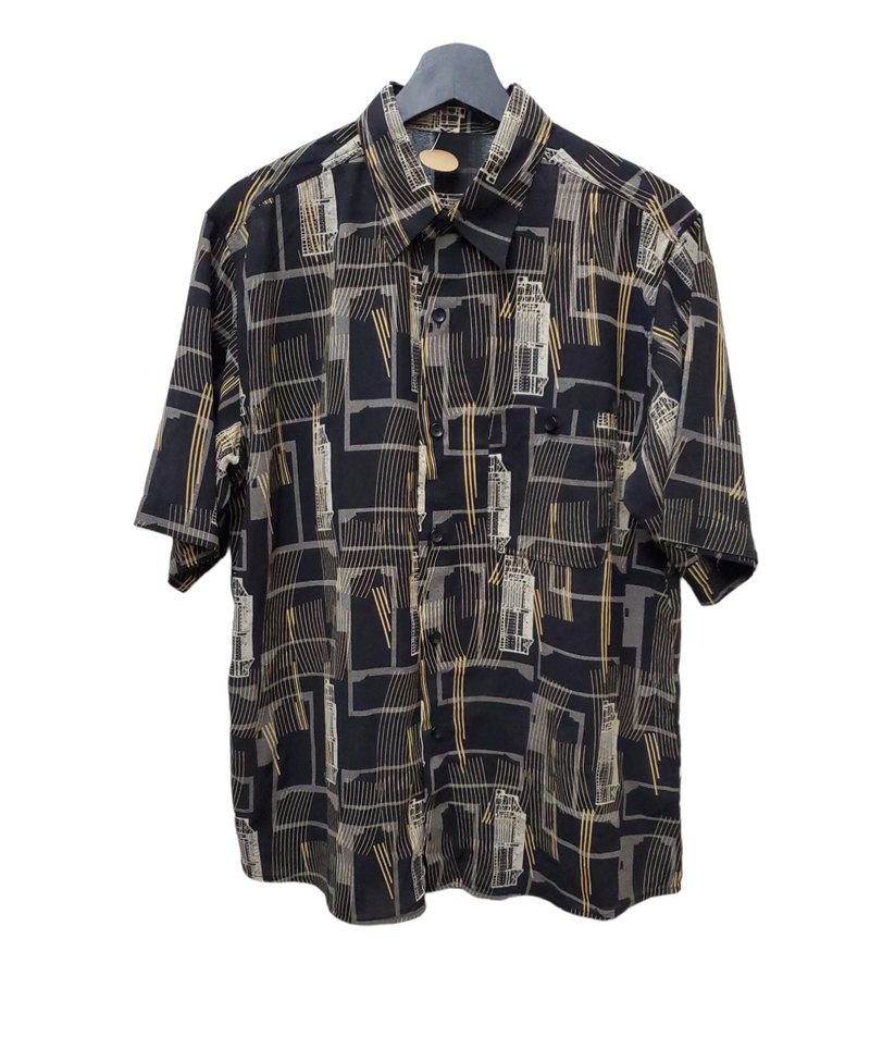 有礼貌穿搭 日本古着 雪纺 黑色 几何图腾 短衬 M号 近全新 - 男装衬衫 - 棉．麻 黑色