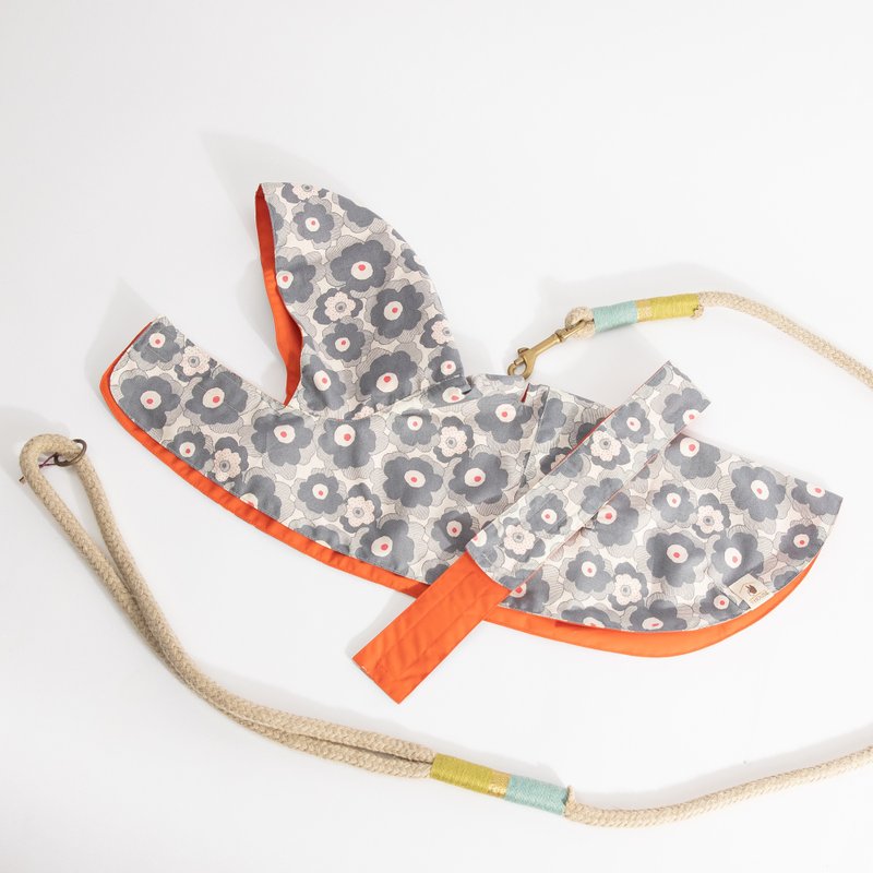 【现货】 青白小花 橘色防水布,S_36,毛孩斗蓬雨衣,双面可穿 - 衣/帽 - 棉．麻 黄色