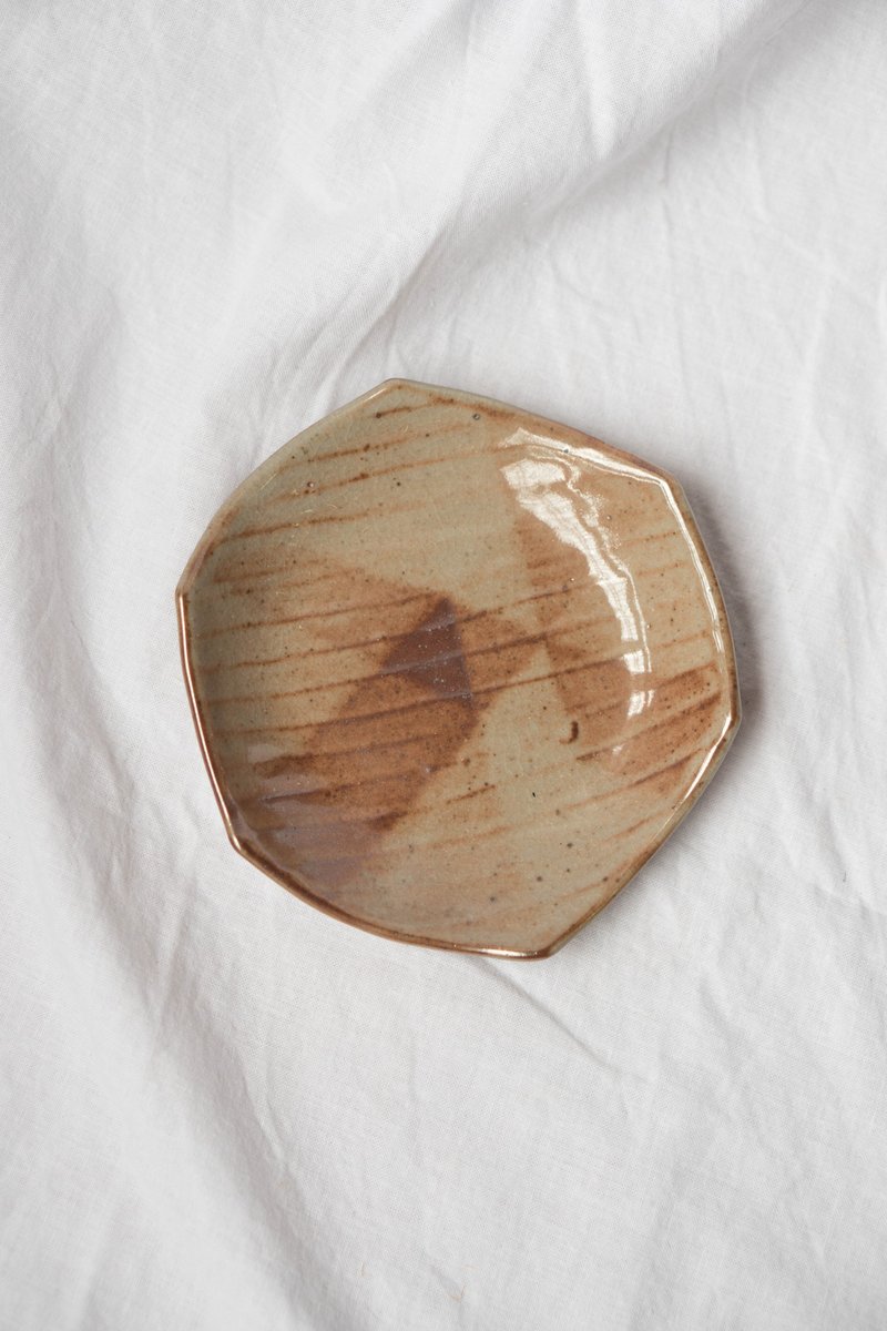 鱼池釉点心盘 | 置物盘 - 盘子/餐盘/盘架 - 陶 红色