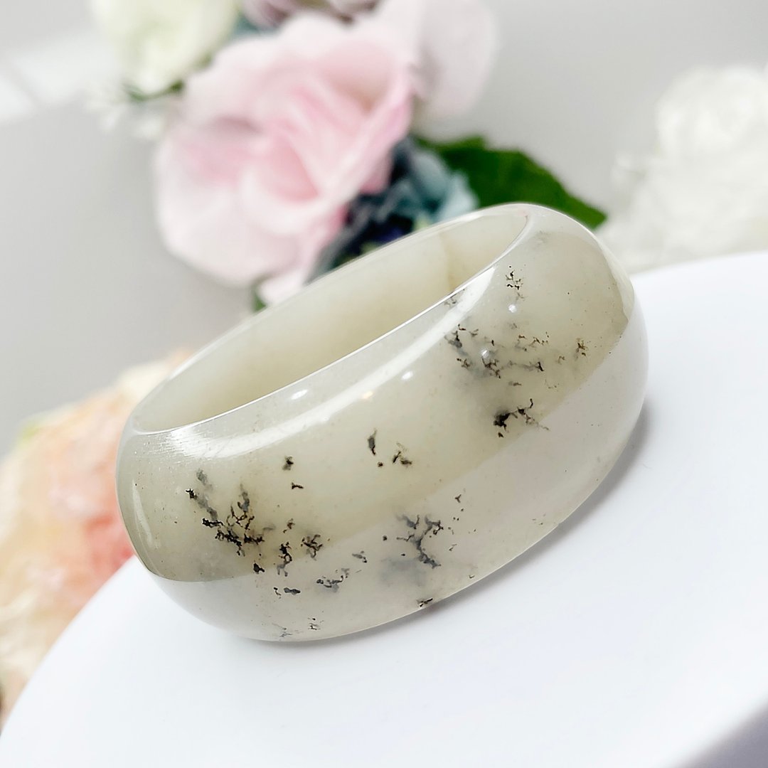 NO.52独特丰盛草花宽版轮胎手镯 56 MM 圈口 草花镯佘太翠玉镯 - 手链/手环 - 玉石 多色