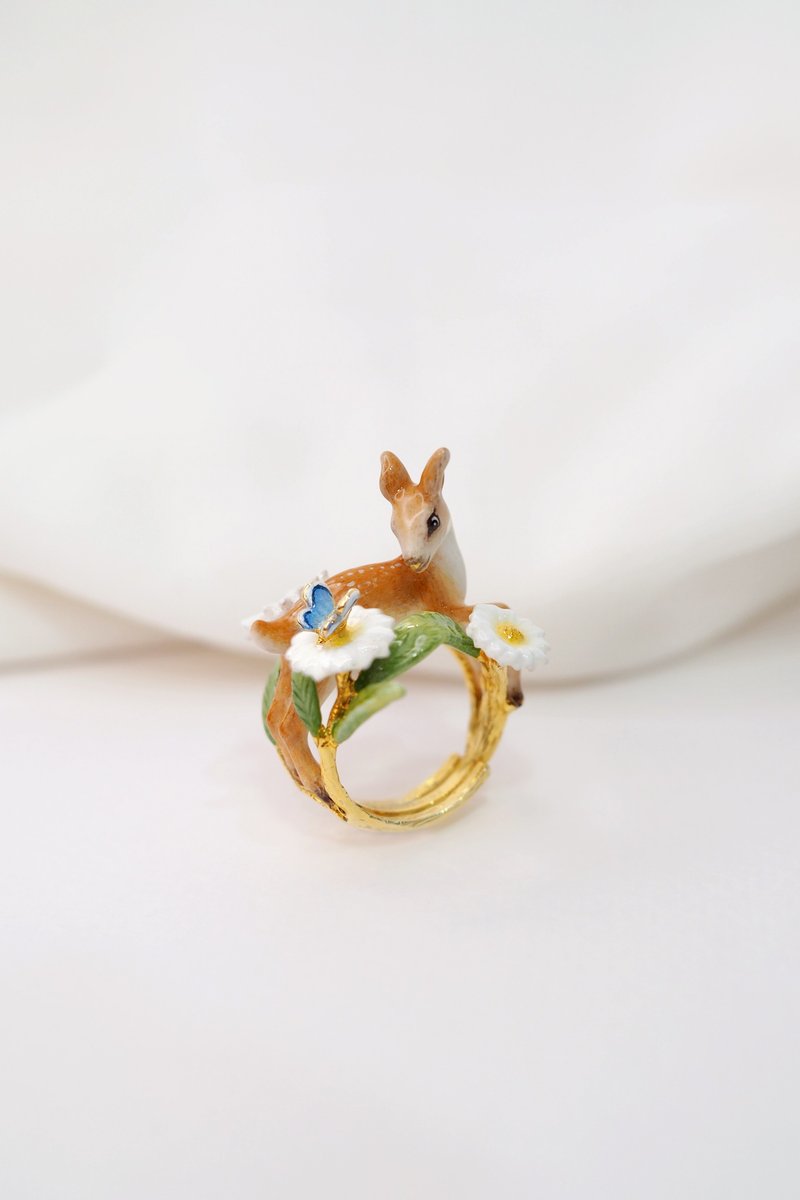 手工彩绘 Deer Melody 戒指・森林风动物珐琅饰品・DEmark 2025 - 戒指 - 其他金属 绿色