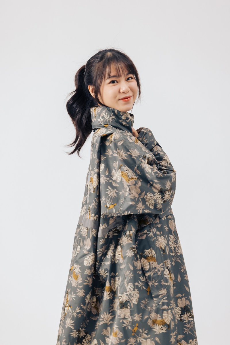 KiU 空气感5秒快穿套头式雨衣 - 动物森林 - 动森一般尺寸 - 雨伞/雨衣 - 聚酯纤维 多色