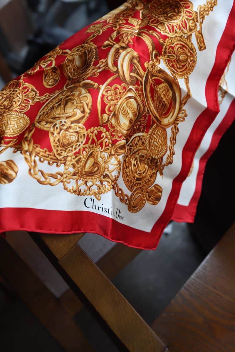 复古 Christian Dior 金色链饰图腾 方形丝巾 34寸 x 34寸 - 丝巾 - 丝．绢 红色