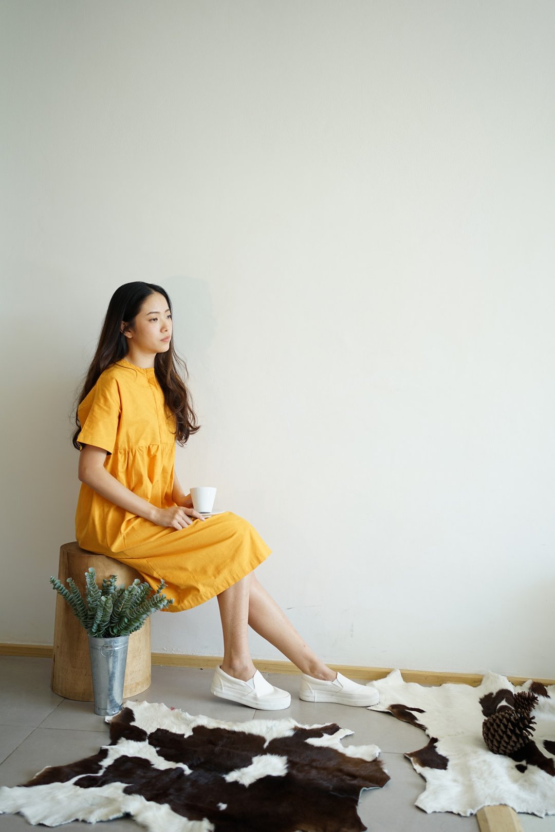 宽版短袖牛津棉布料洋装 _ LOOKPEAR : 黄色 - 洋装/连衣裙 - 棉．麻 黄色