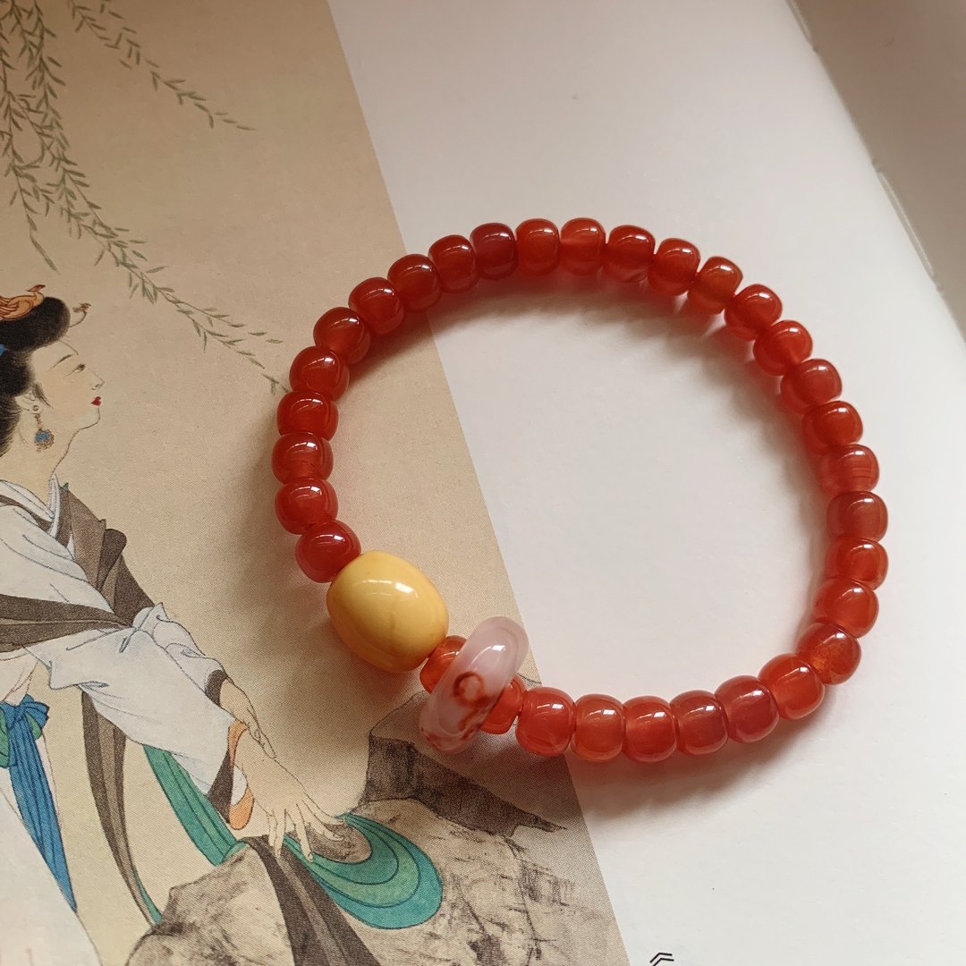 待夕光。天然南红老型珠手链 蜜蜡枣珠 南红飘花跑圈 礼物文艺 - 手链/手环 - 半宝石 红色