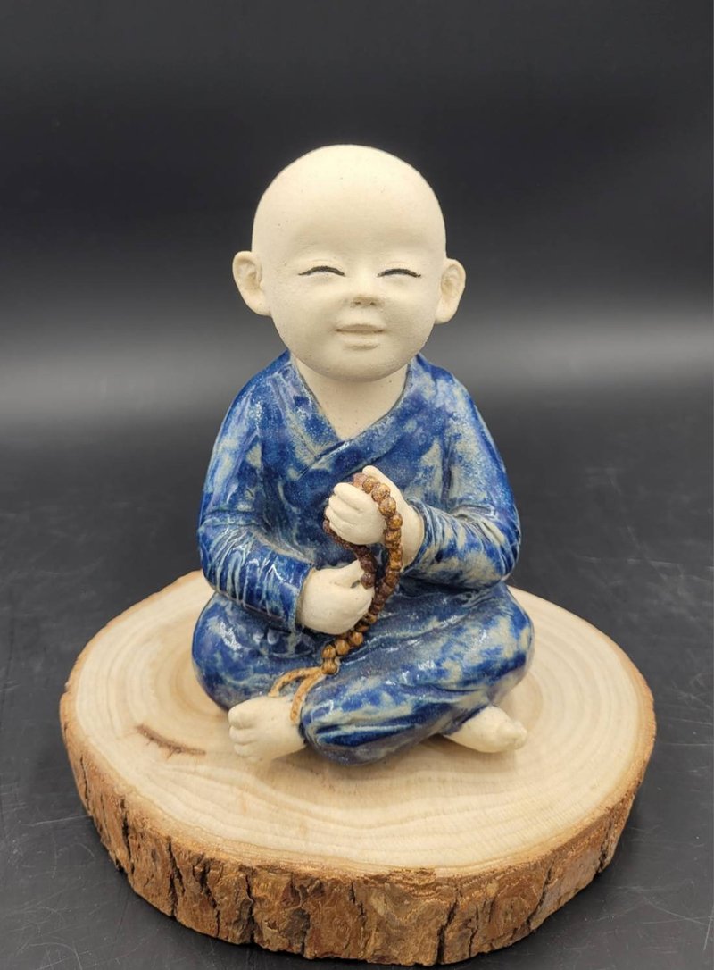 清净自在小沙弥 微笑小沙弥 手捏制小沙弥 - 玩偶/公仔 - 陶 