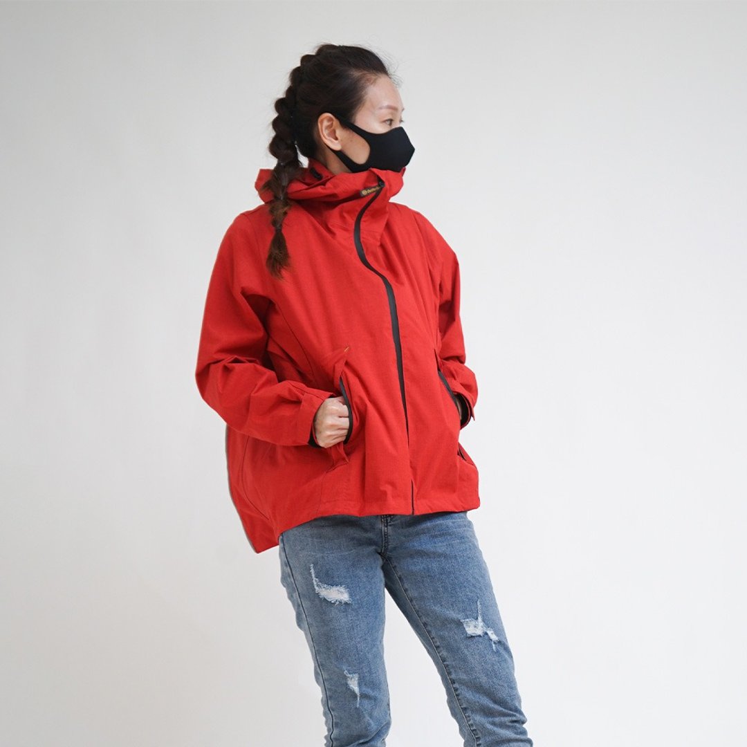 【单上衣】背客 Packerism ULT 夹克式背包款冲锋雨衣-绯红 - 雨伞/雨衣 - 塑料 红色
