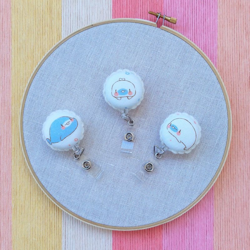 识别证伸缩夹-小海豚款/韩国布/台湾制钢丝拉绳 - 证件套/卡套 - 其他材质 多色