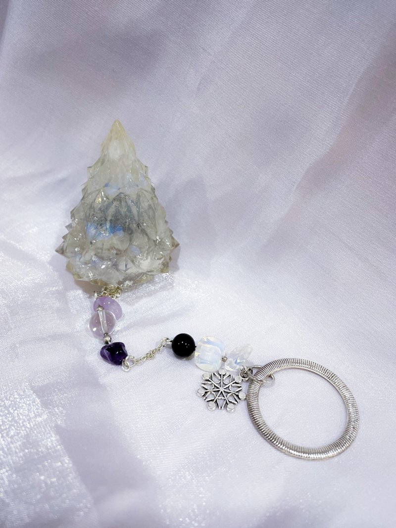 不只是小树－重量级雪杉浮岛灵摆 - 摆饰 - 树脂 白色