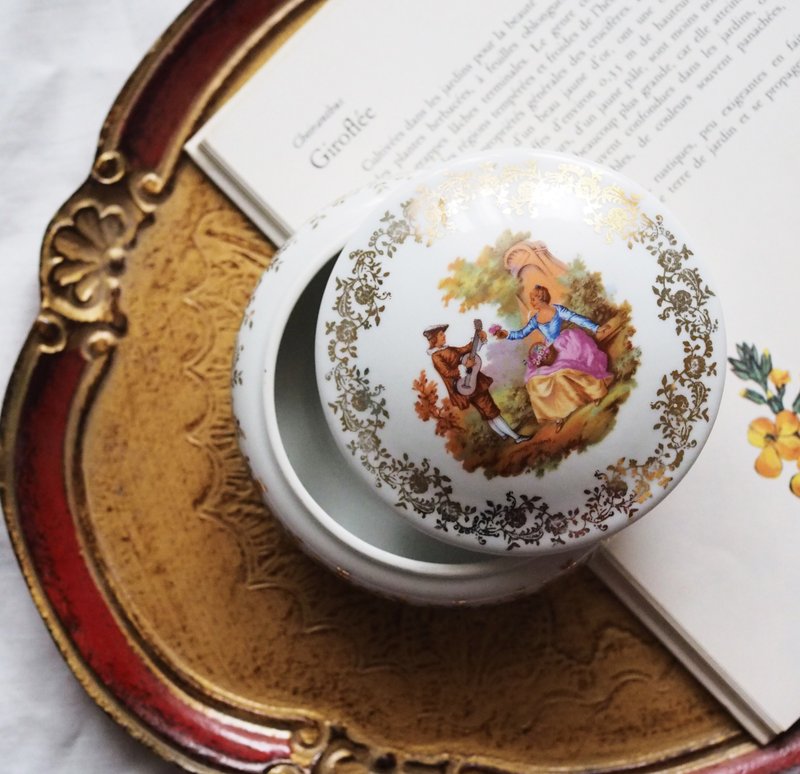 二十世纪利摩日 LIMOGES 古董陶瓷 饰品盘 - 摆饰 - 瓷 金色