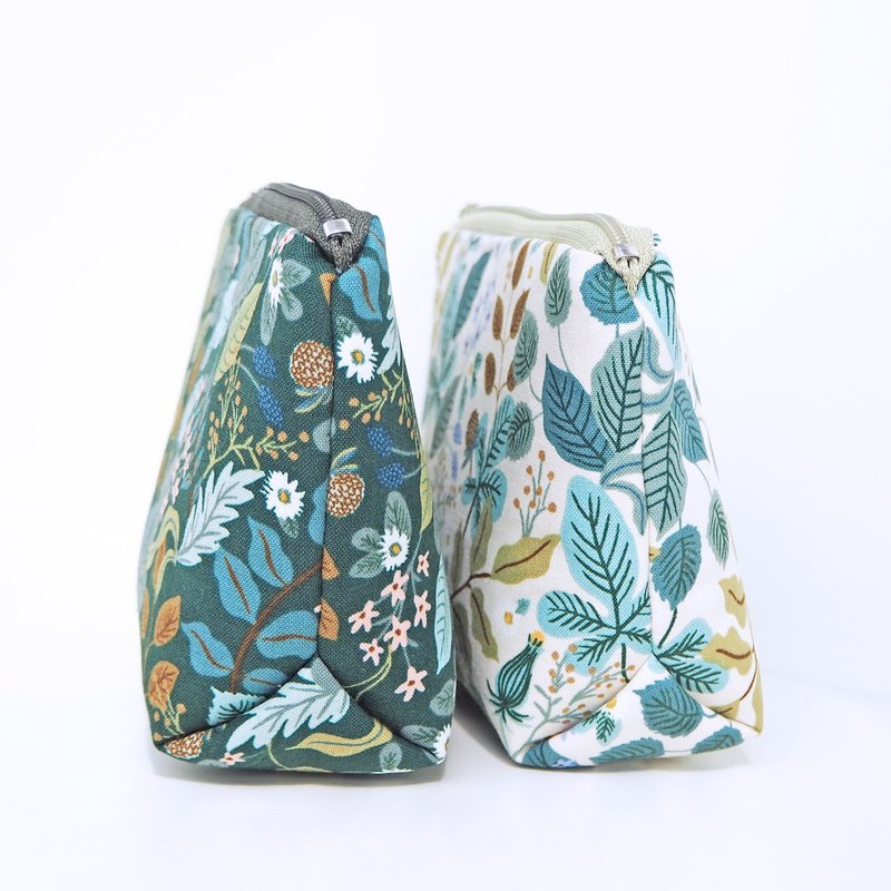 VERTE大地四季/限量/化妆包/杂物包-小尺寸 - 化妆包/杂物包 - 棉．麻 绿色