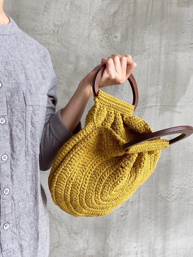 芥黄色月亮 木提把 手提包 - 手提包/手提袋 - 棉．麻 