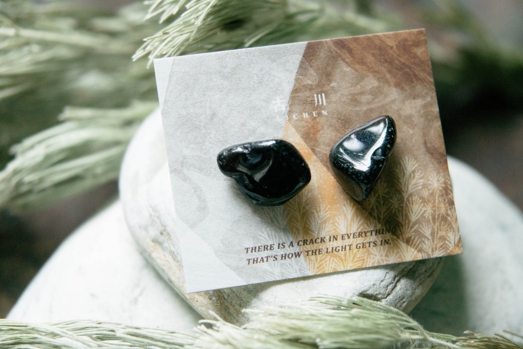 CRACK | 矿物系耳环 |  EARRINGS - 耳环/耳夹 - 玉石 黑色