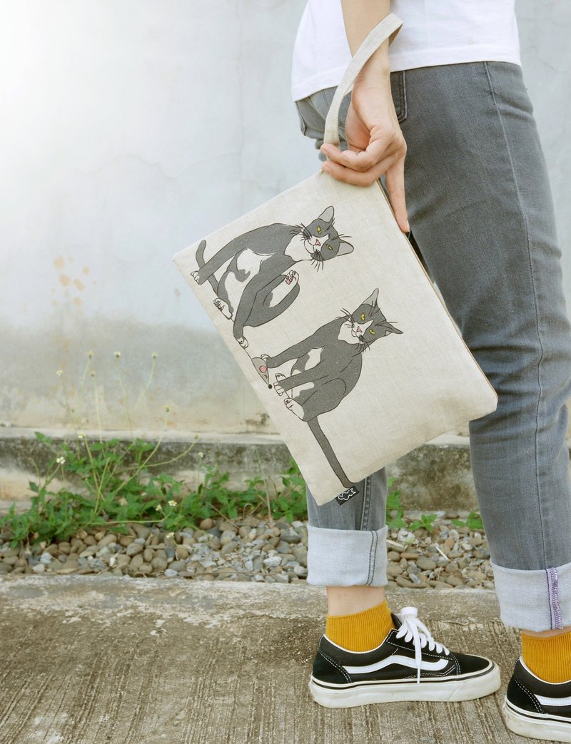 Linen Clutch Bags Size L / Gray Cat BFF - 手拿包 - 亚麻 卡其色
