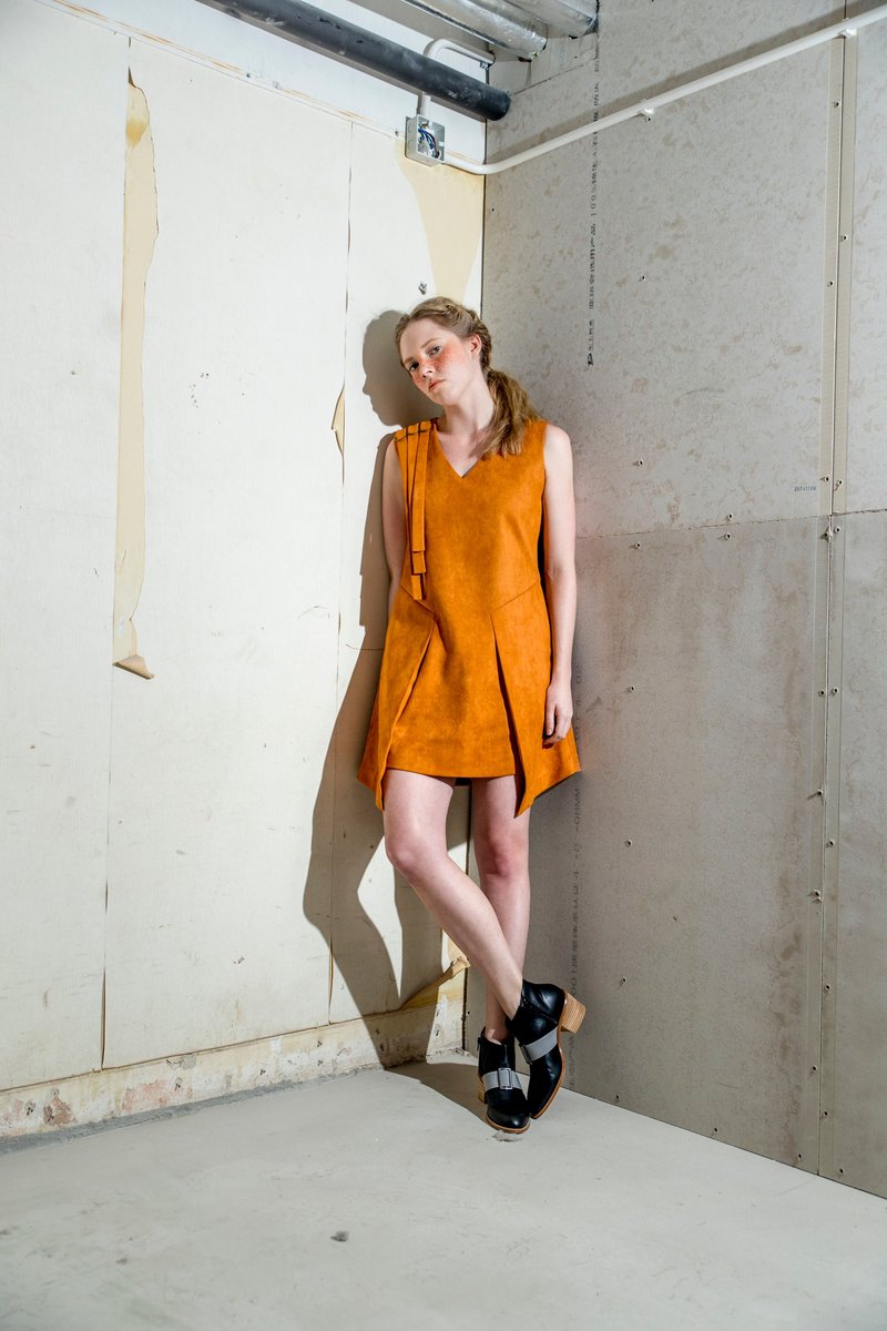 JADE.L 原创设计－秋冬焦糖色双面绒无袖连身裙 - 洋装/连衣裙 - 聚酯纤维 咖啡色