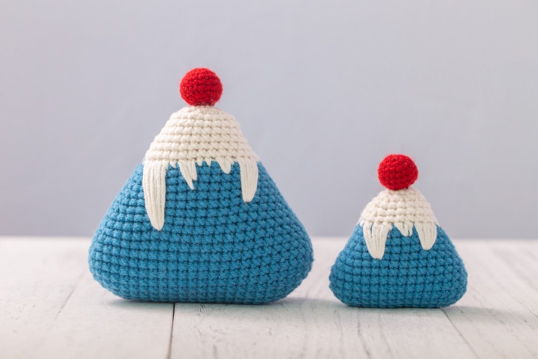 富士山 Fuji 手工编织质感摆饰 (单一个/约9cm/ 6cm/ 蓝色) - 婴儿饰品 - 棉 蓝色