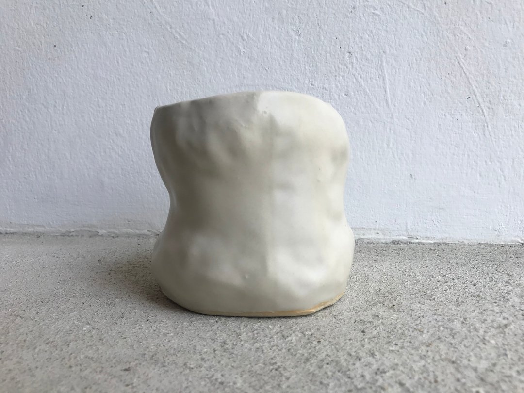 Chubby ceramic vessel - 花瓶/陶器 - 陶 白色