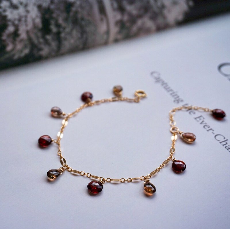 小步舞曲天然石榴石与红柱石小流苏日系阿卡朵风格花链手工制手链agete - 手链/手环 - 半宝石 