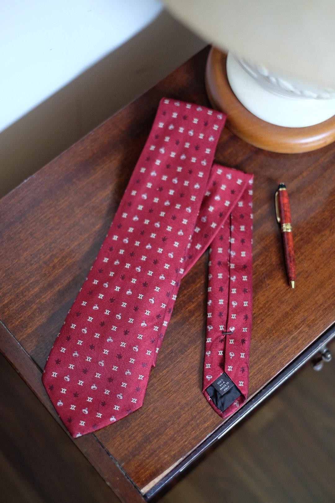 Vintage CELINE PARIS Luxury Tie - 领带/领带夹 - 丝．绢 